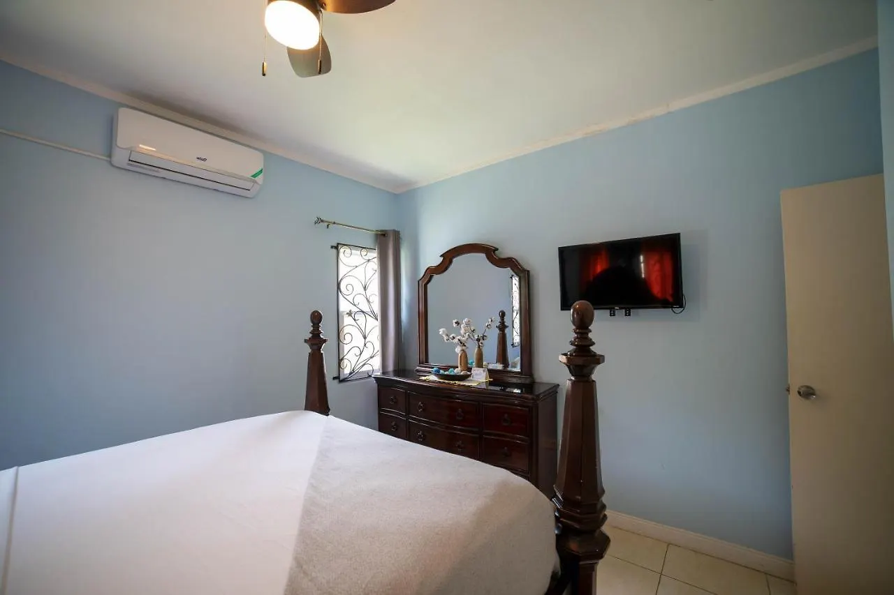 Nickels Garden Villas Montego Bay Holiday home